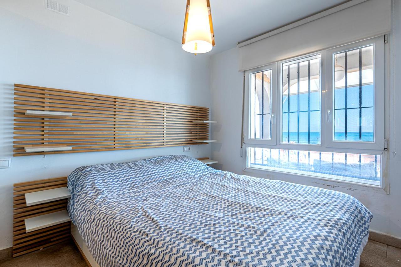 Beachfront Bliss: Apartamento A Pie De Playa Alicante Zewnętrze zdjęcie