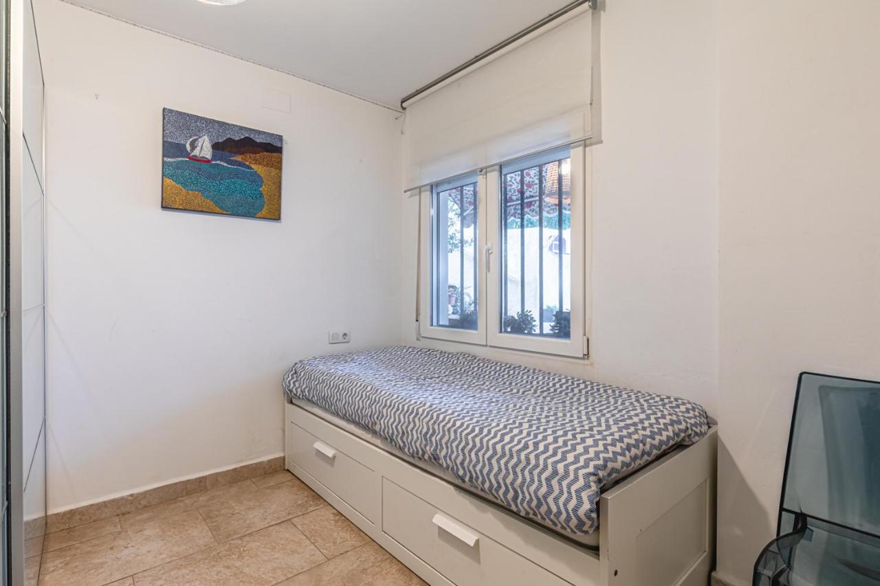 Beachfront Bliss: Apartamento A Pie De Playa Alicante Zewnętrze zdjęcie